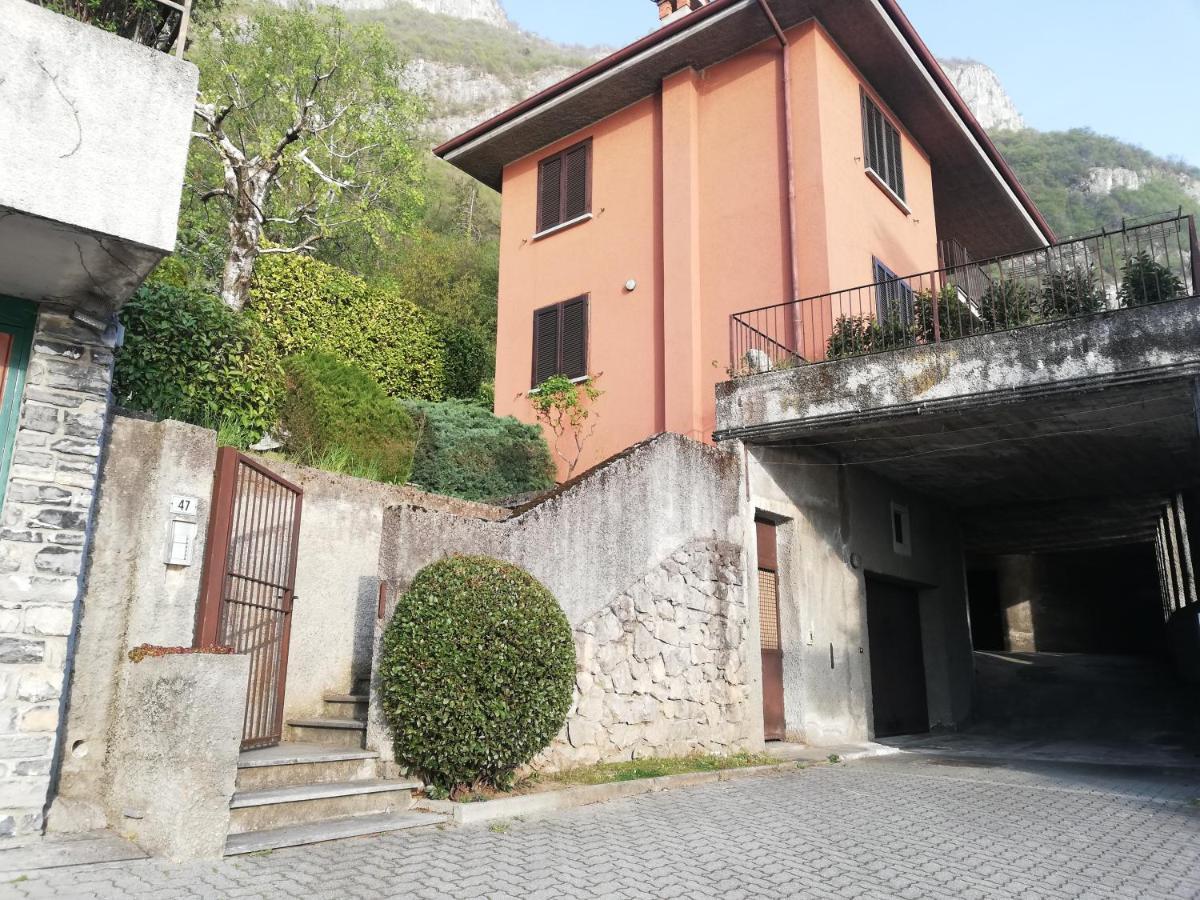 Dream Lake Panorama, Garage In The Center Of Varenna Buitenkant foto