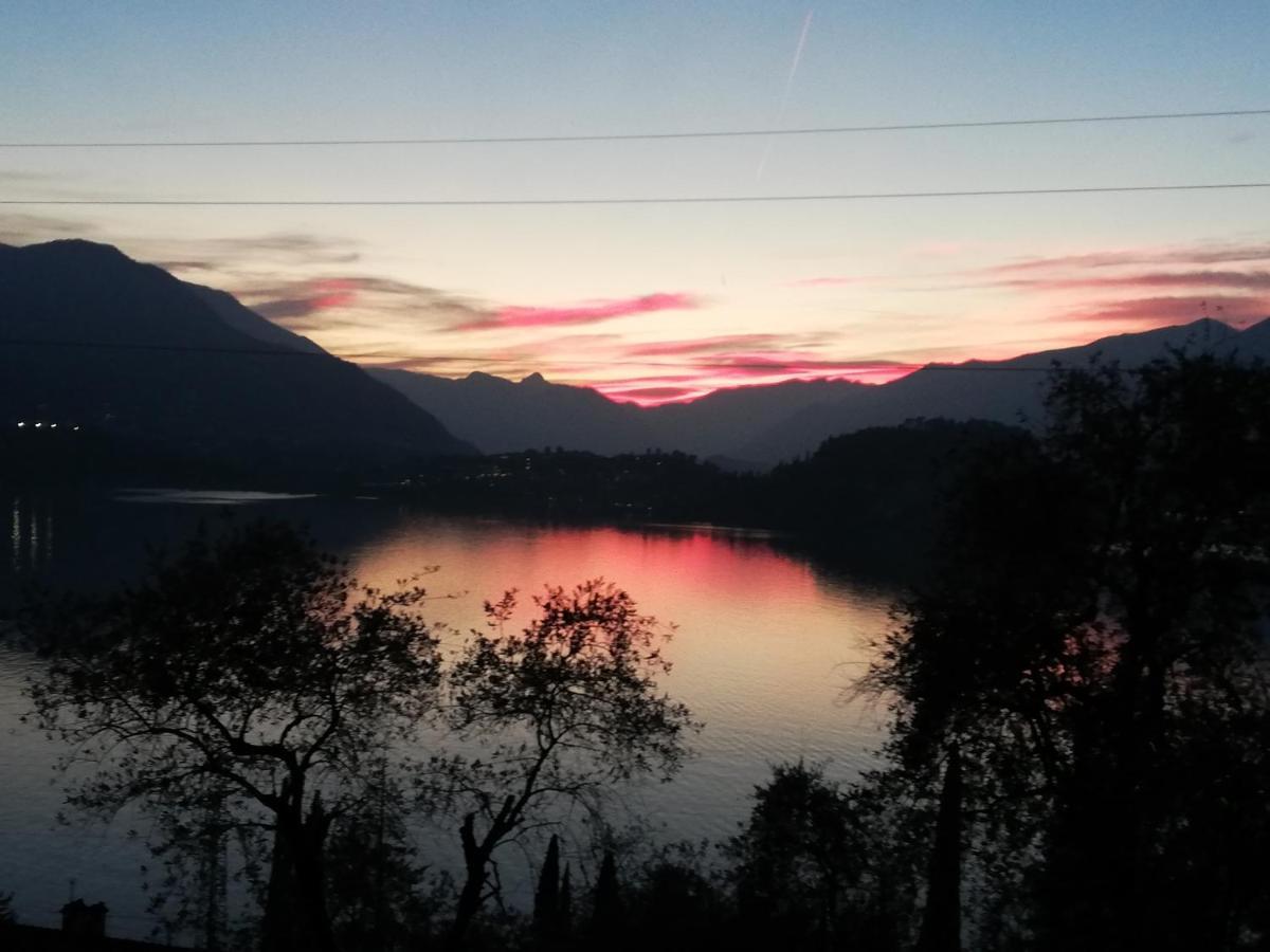 Dream Lake Panorama, Garage In The Center Of Varenna Buitenkant foto