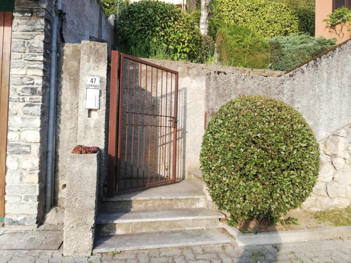 Dream Lake Panorama, Garage In The Center Of Varenna Buitenkant foto
